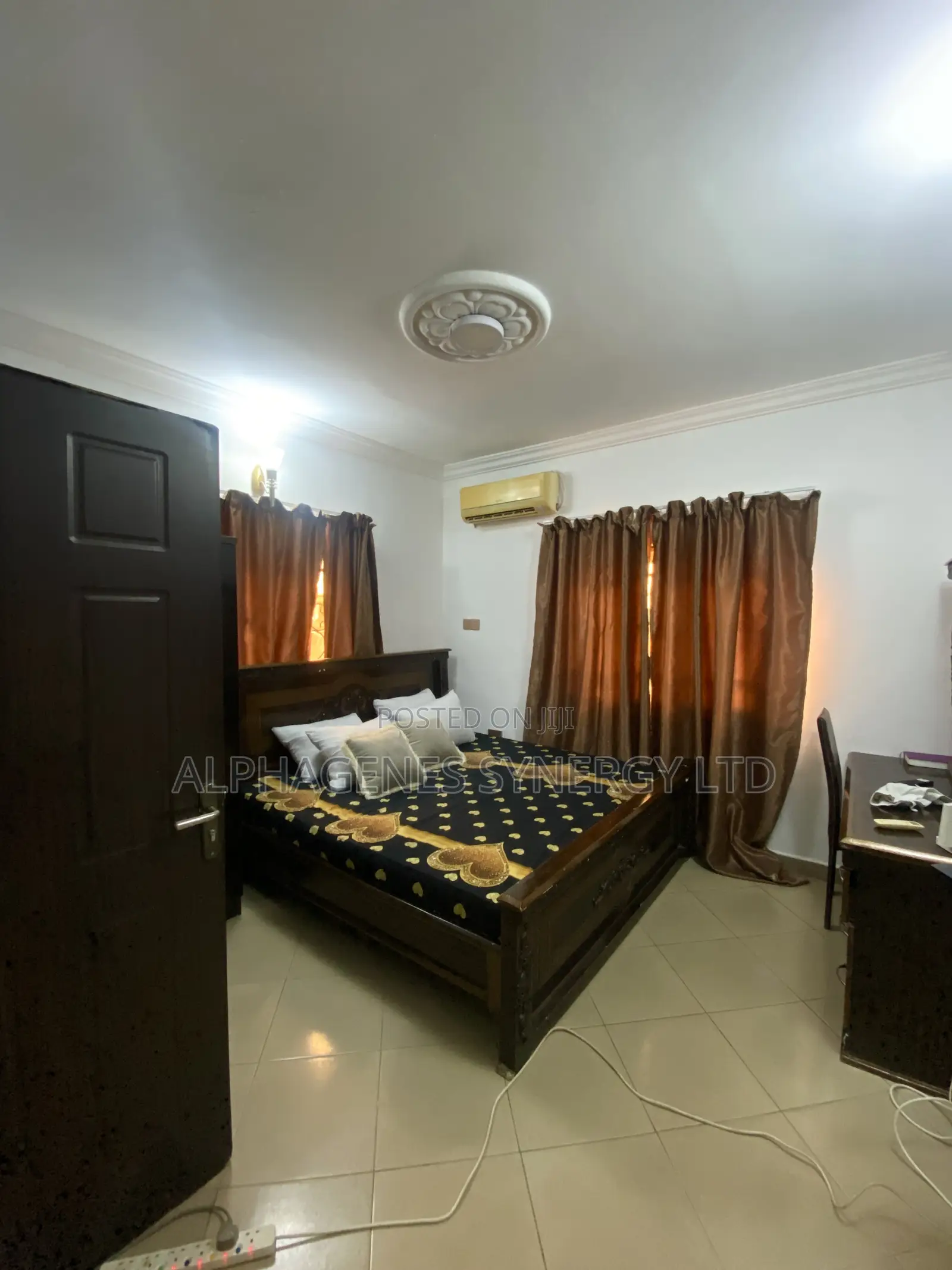 2 Bedroom Short Let Apartment