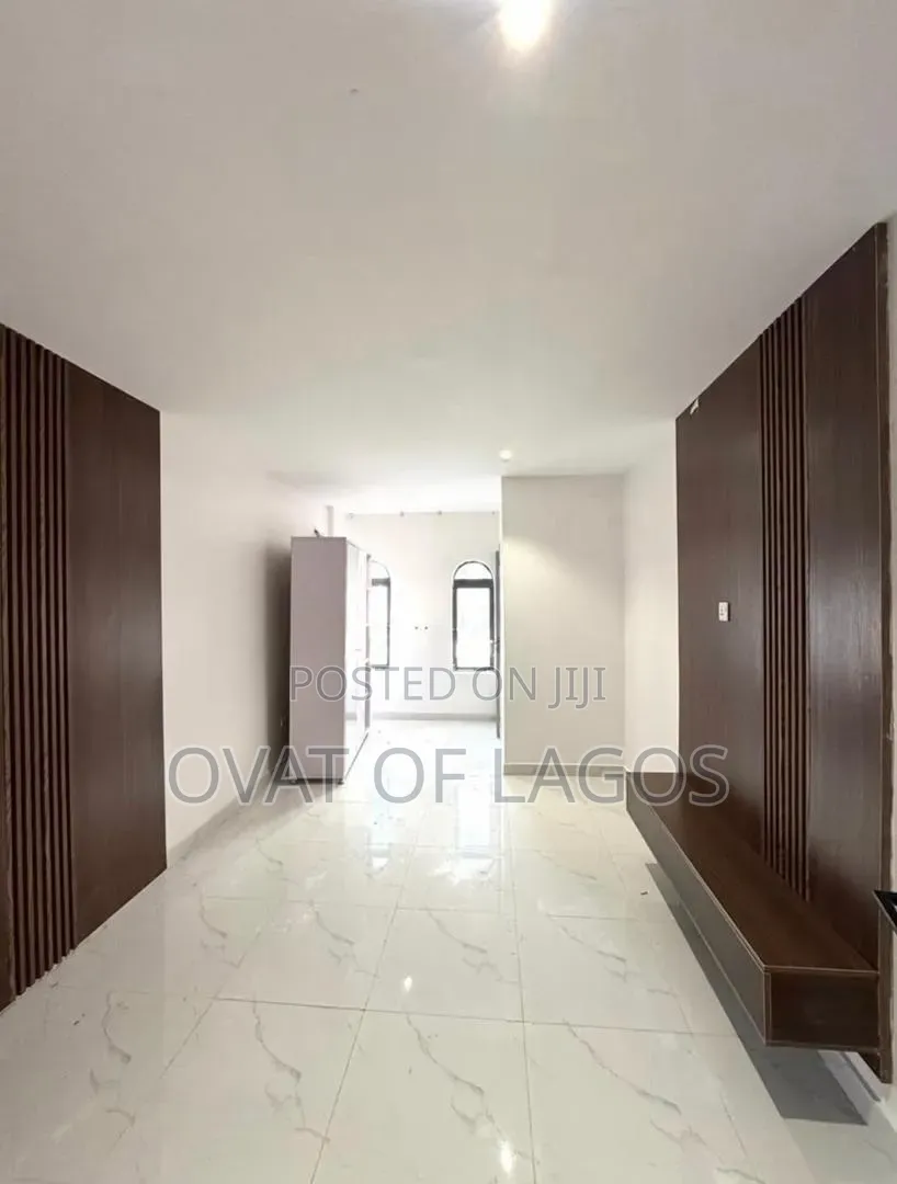 2bdrm Duplex in Freedom Way, Lekki Phase 1 for rent