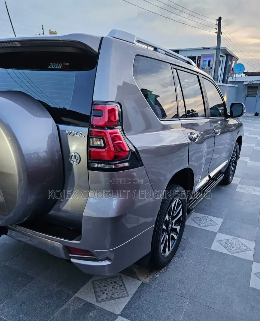Toyota Land Cruiser Prado 2019 Gray