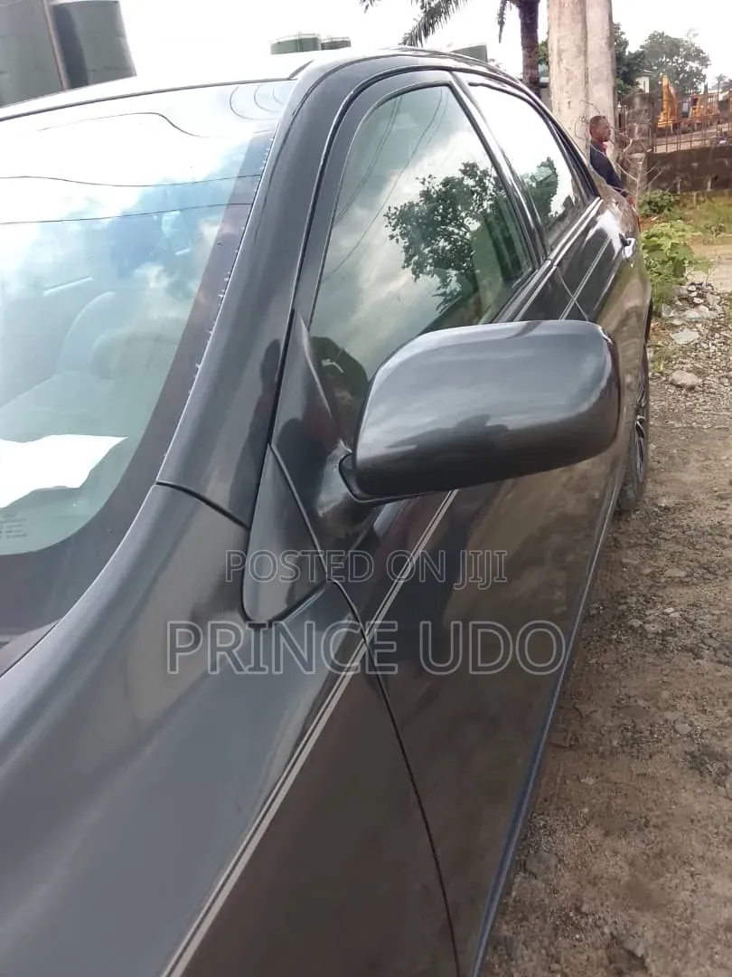 Toyota Corolla 2010 Gray