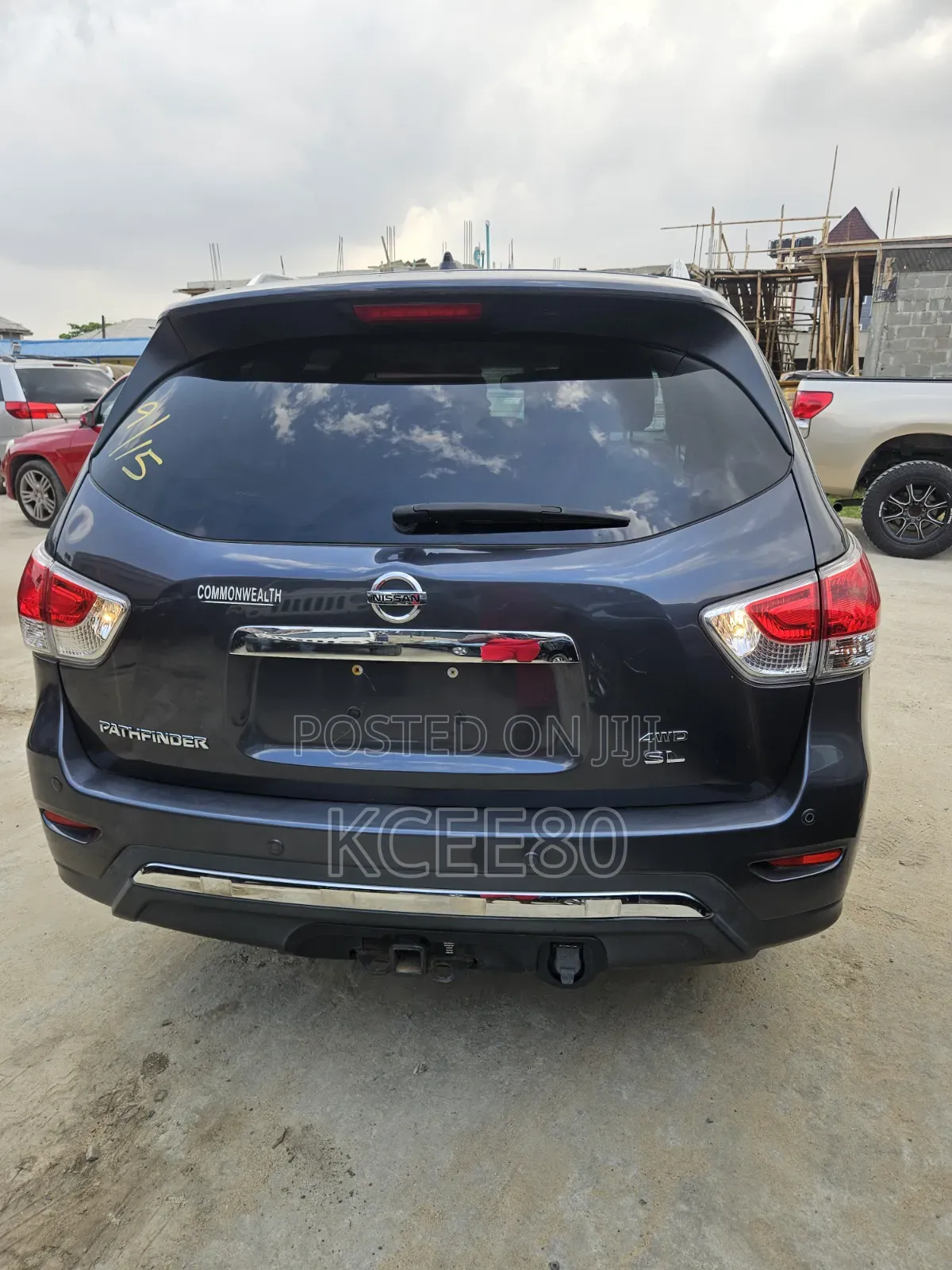 Nissan Pathfinder Platinum 4dr SUV (3.5L 6cyl CVT) 2014 Gray
