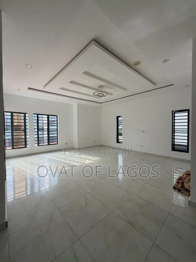 4bdrm Duplex in Megamound, Ikota for sale