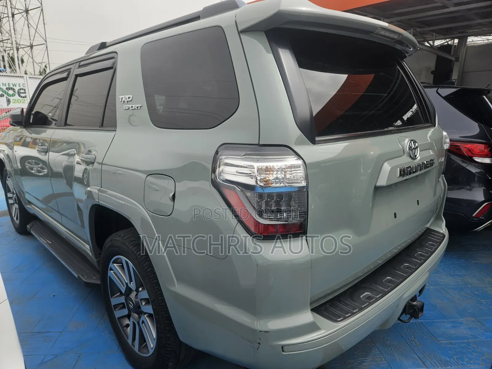 Toyota 4-Runner Limited 4WD 2023 Burgundy