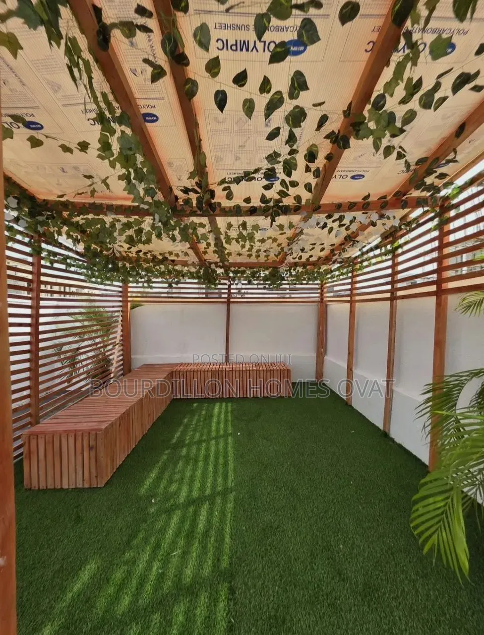 5bdrm Duplex in Ikota Villa Estate for sale