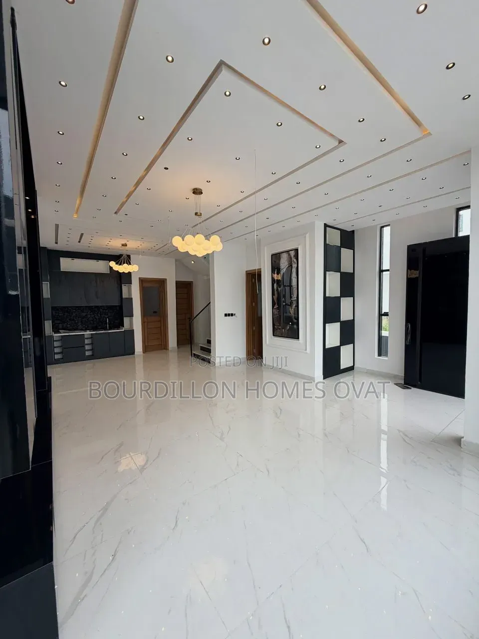 5bdrm Duplex in Megamound Lekki for sale