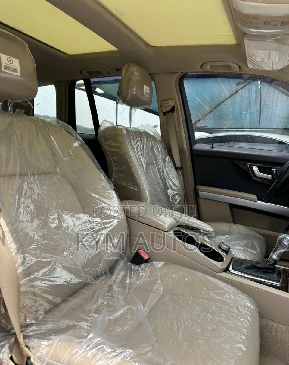 Mercedes-Benz GLK-Class 350 2011 White