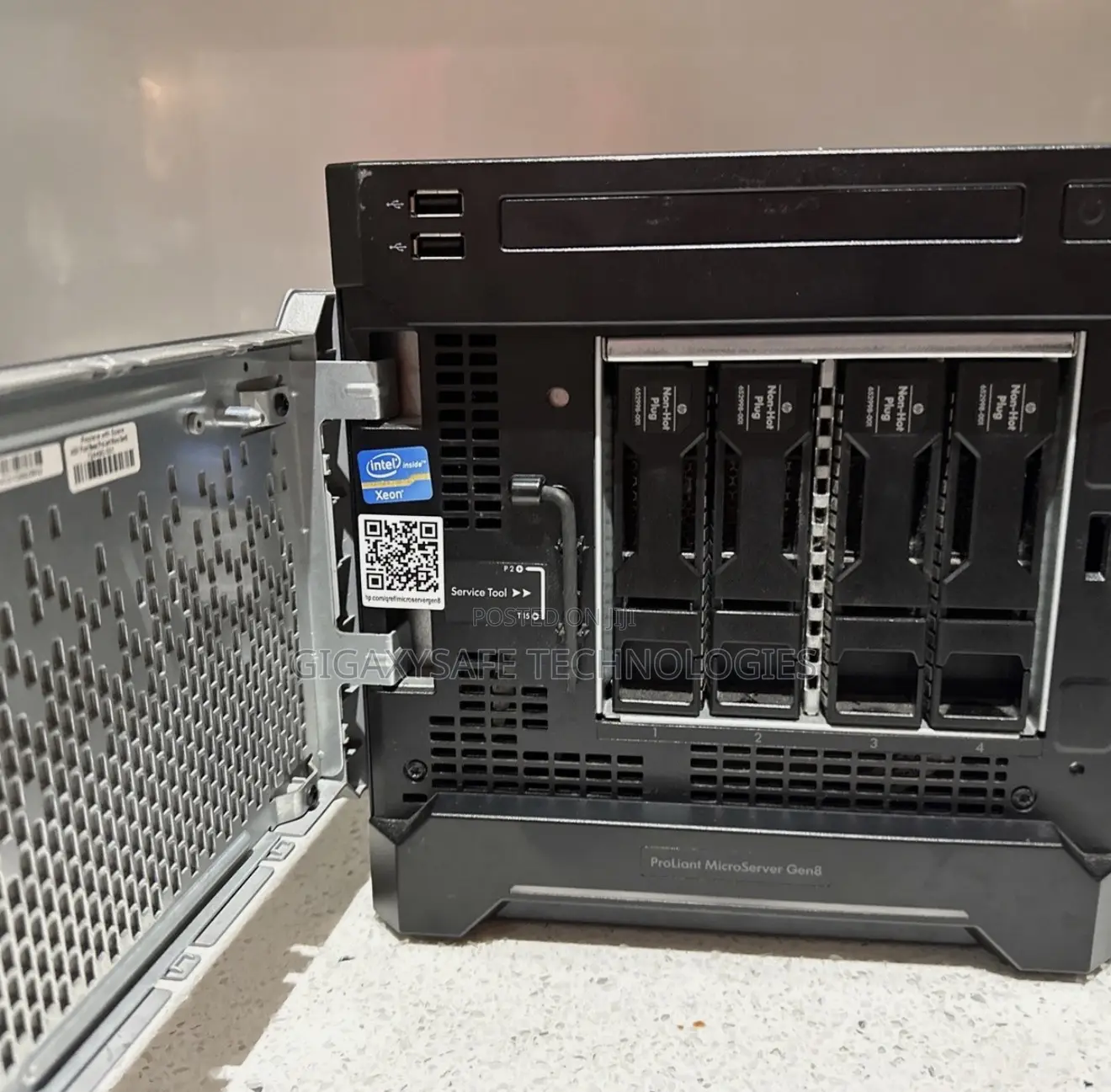 Server HP ProLiant ML 8GB Intel Xeon HDD 3T