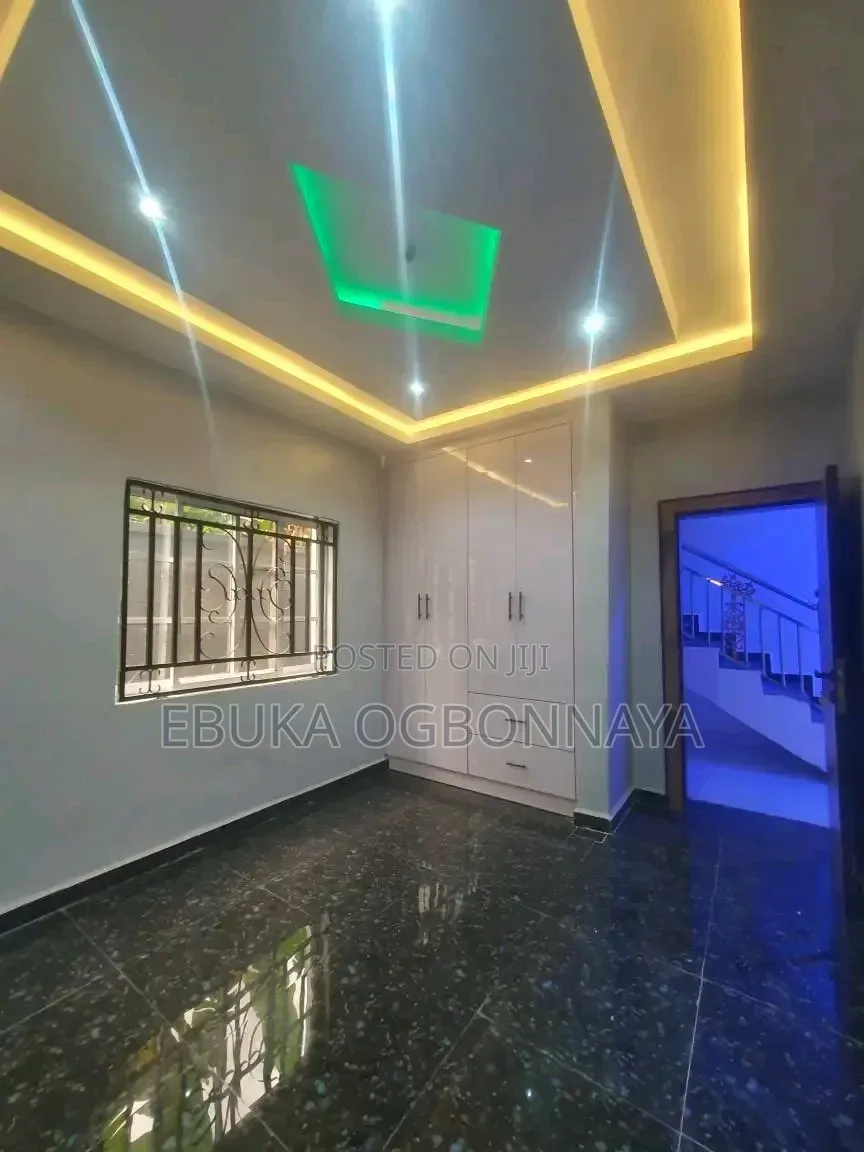 3bdrm Duplex in Sars Road, Obio-Akpor for rent