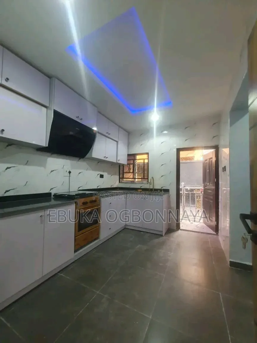 3bdrm Duplex in Sars Road, Obio-Akpor for rent