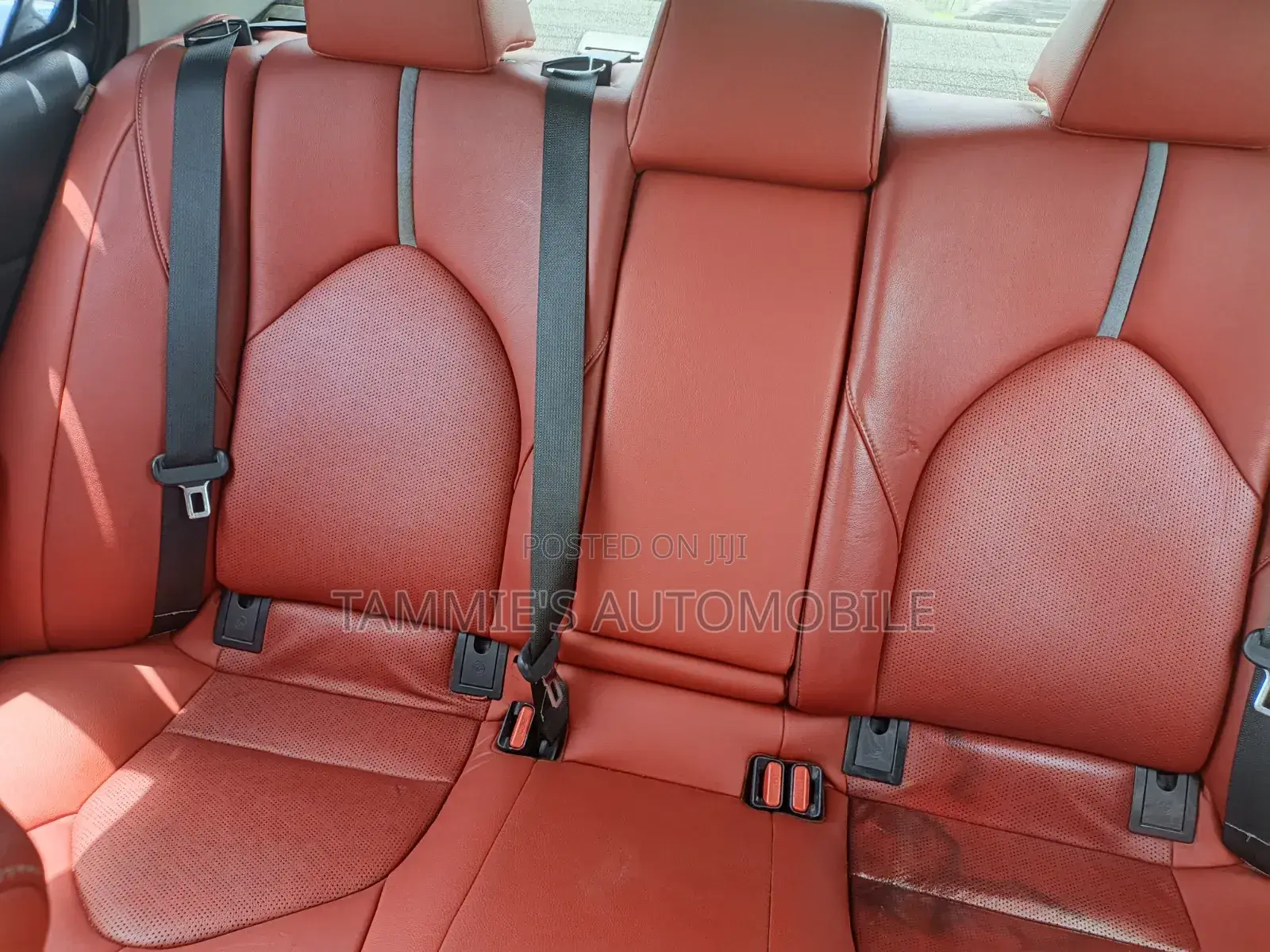 Toyota Camry XSE FWD (2.5L 4cyl 8AM) 2018 White