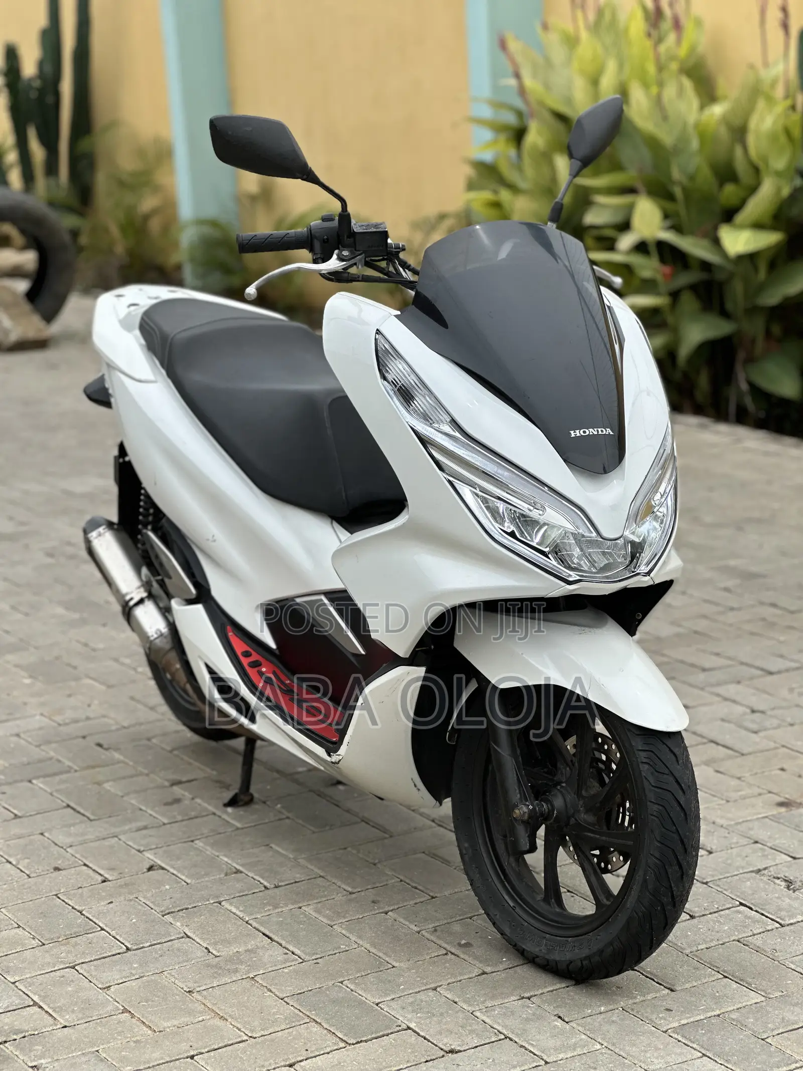 Honda 2020 White