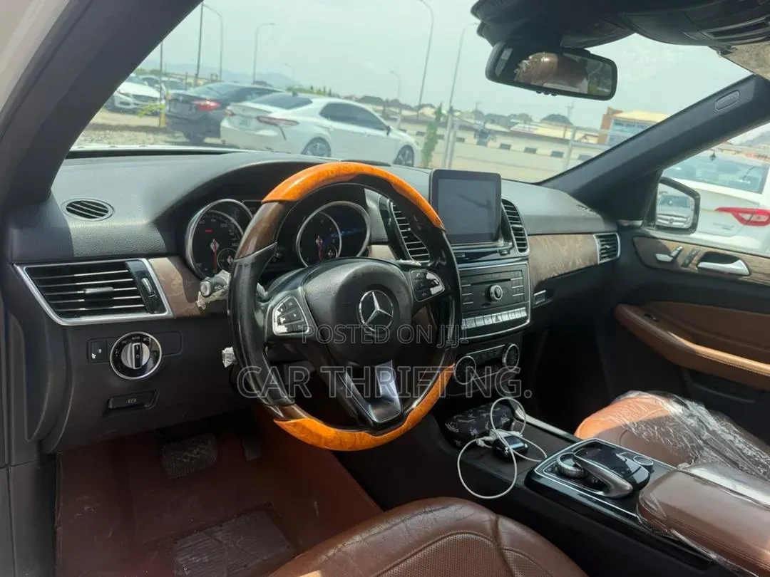 Mercedes-Benz GLE-Class 2018 White