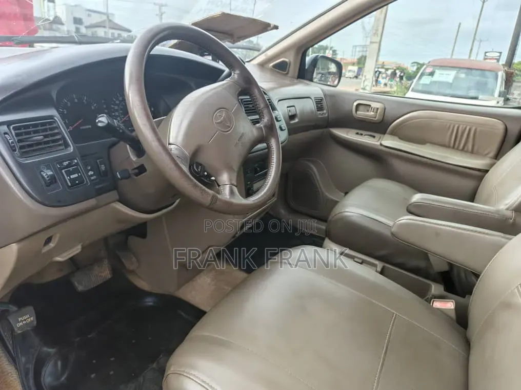 Toyota Sienna 2001 Beige