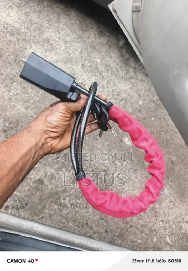 Anti-Theft Steering Wheel Lock
