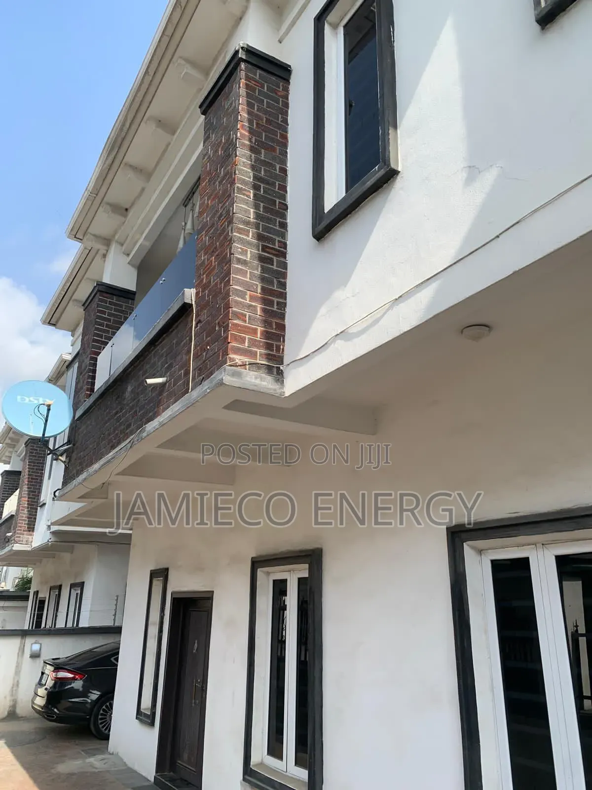 5bdrm Duplex in Osapa for sale
