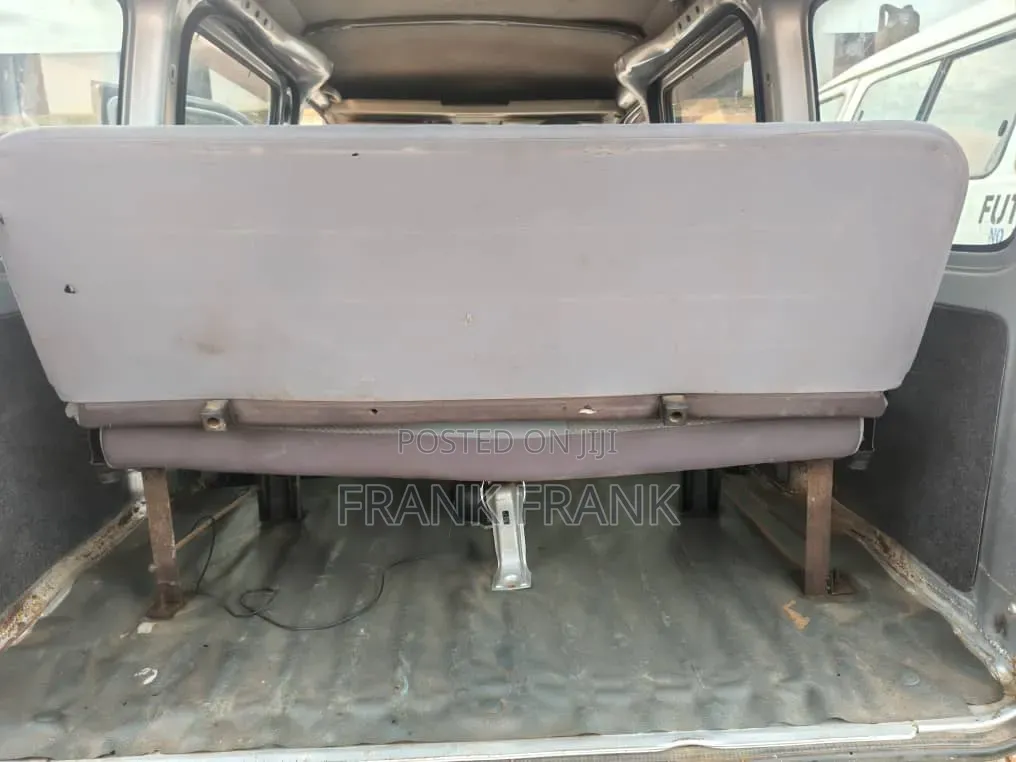 Daihatsu Hijet 2003 Silver