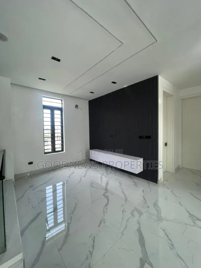 4bdrm Duplex in Ikota, Lekki for sale