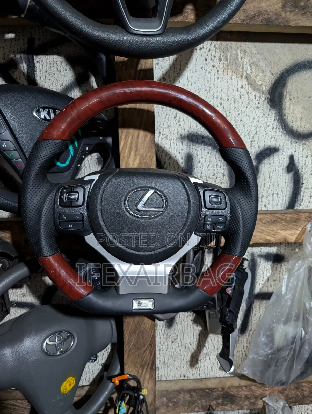 Universal Steering Wheel for All New Model Lexus