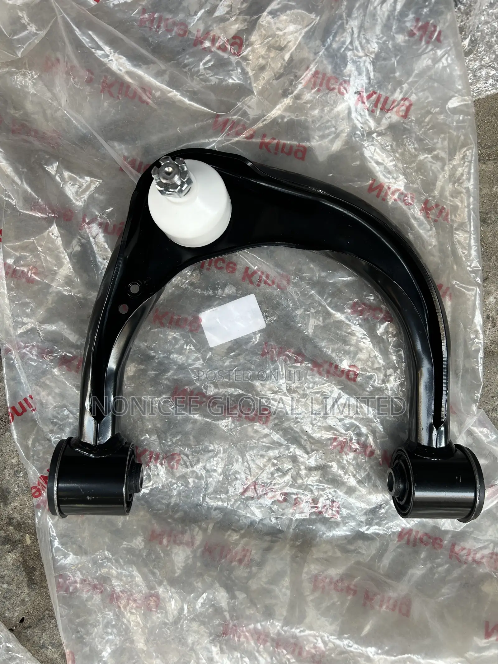 Upper Arms Toyota Hilux