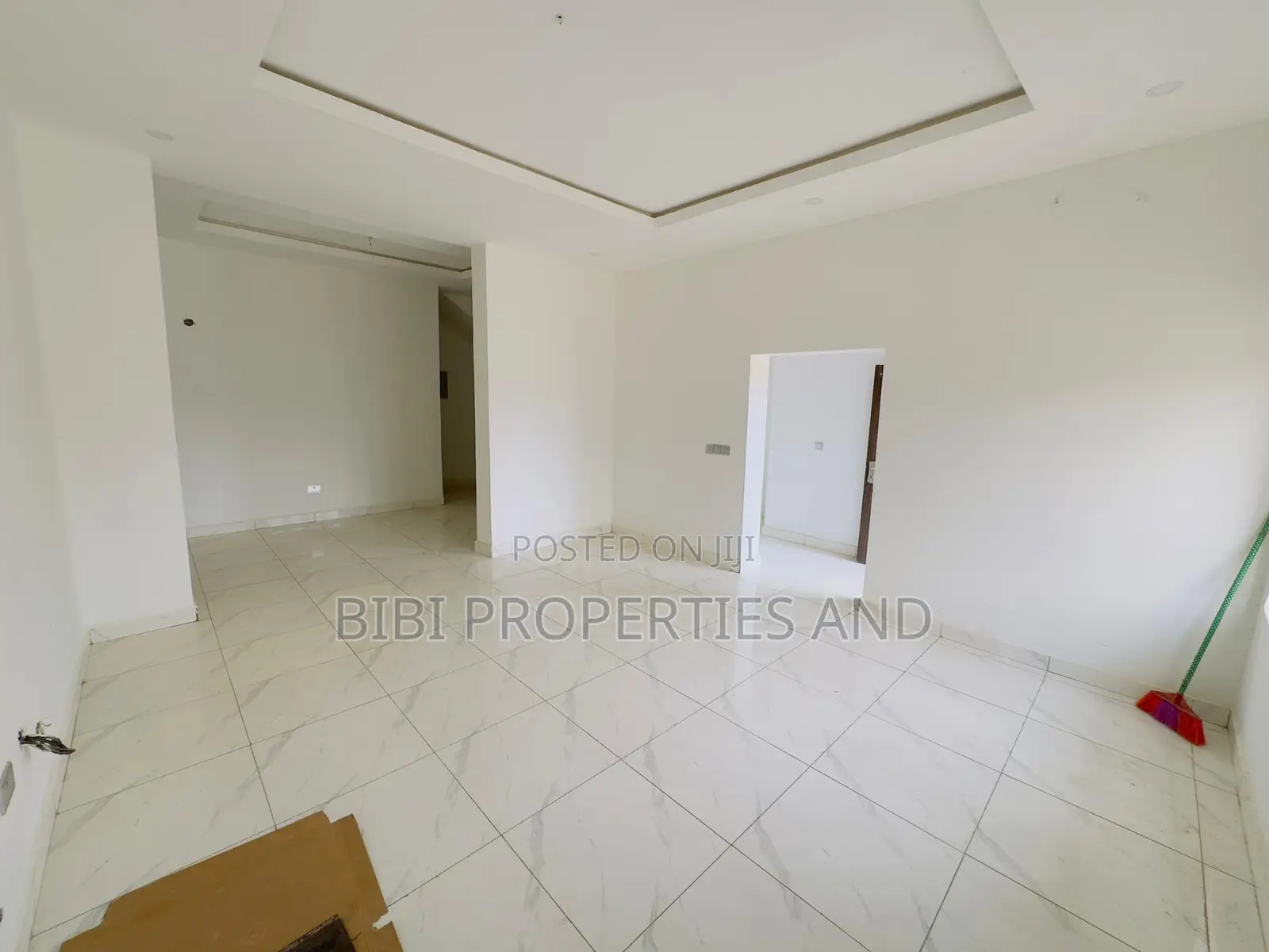 4bdrm Townhouse/Terrace in Life Camp for sale