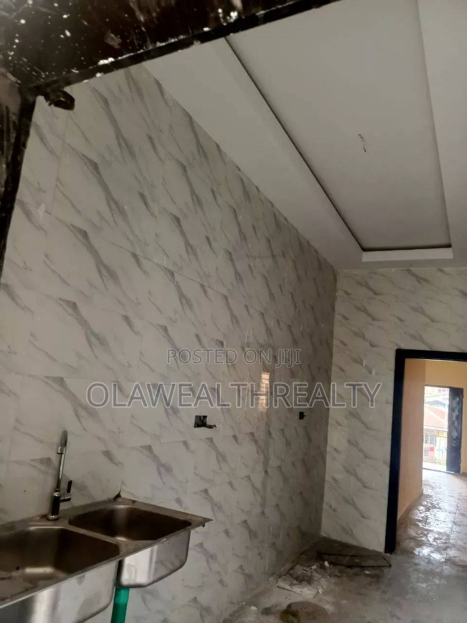 2bdrm Apartment in Basorun for rent