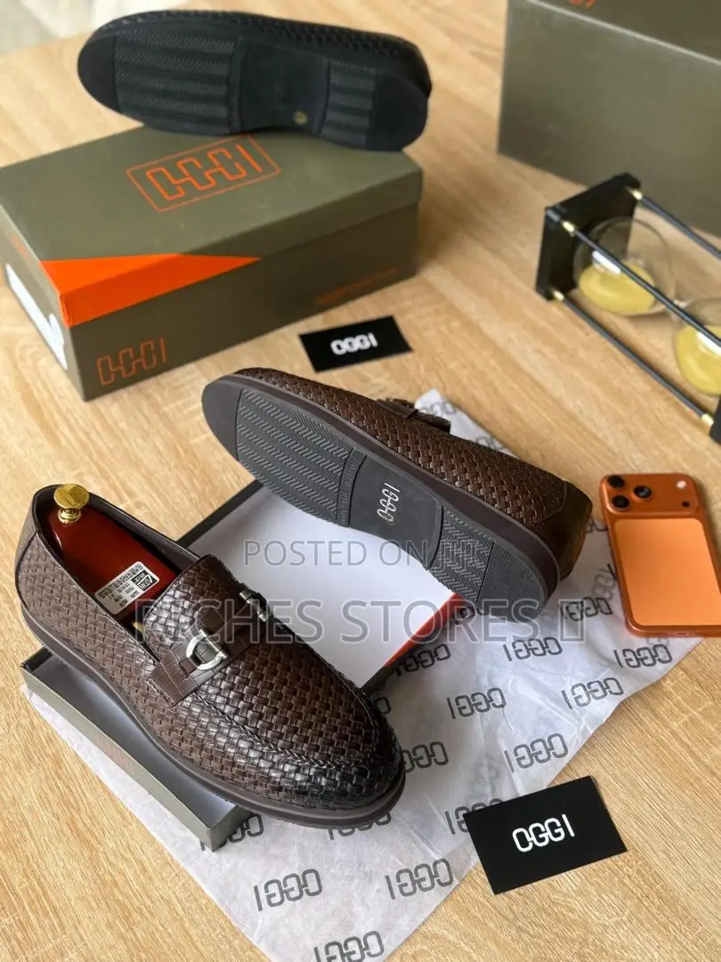 Oggi Men’S Leather Loafers Available in Black and Brown