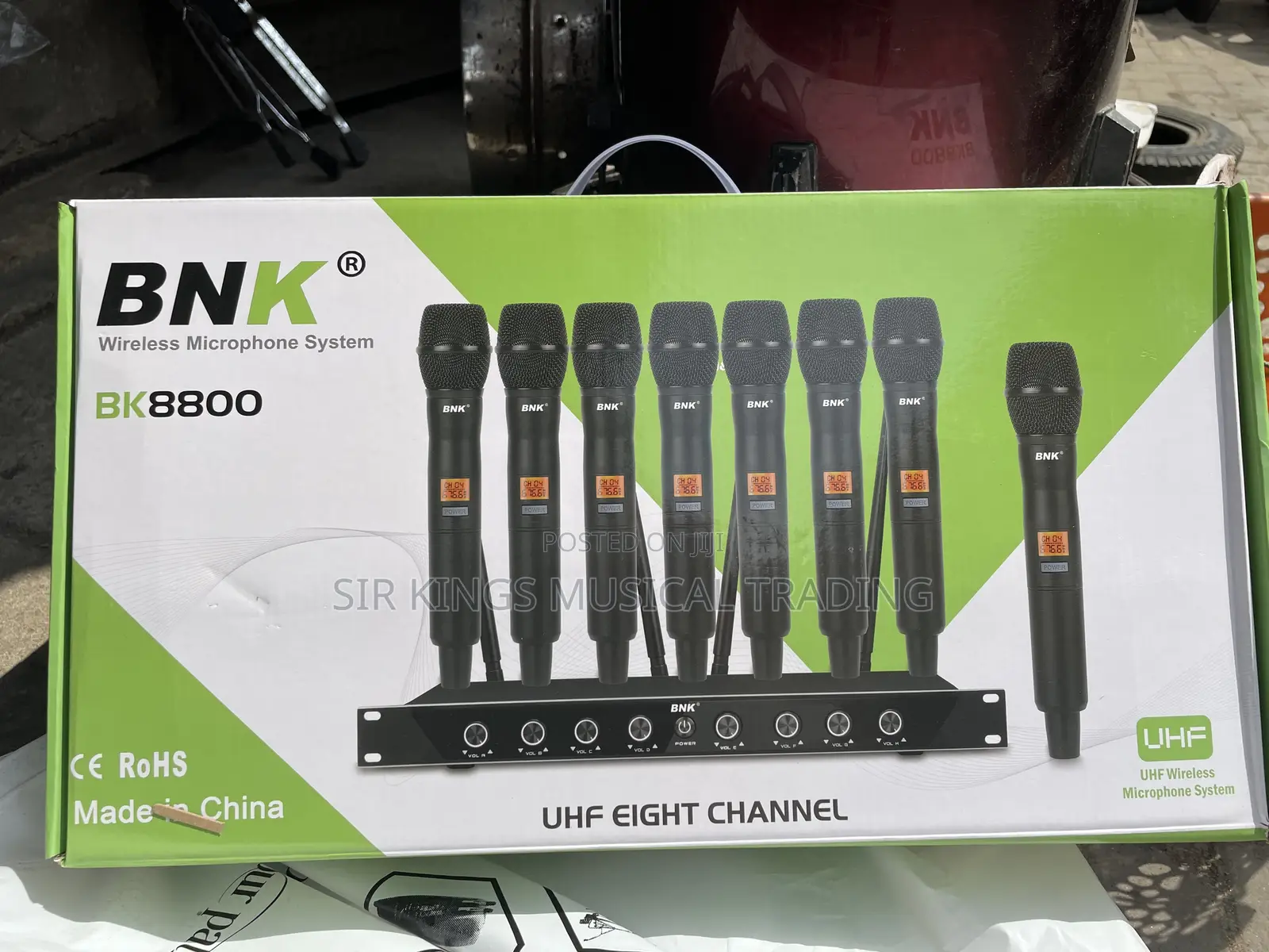 BNK Bk8800 Professional 8 in 1 Wireless Microphone