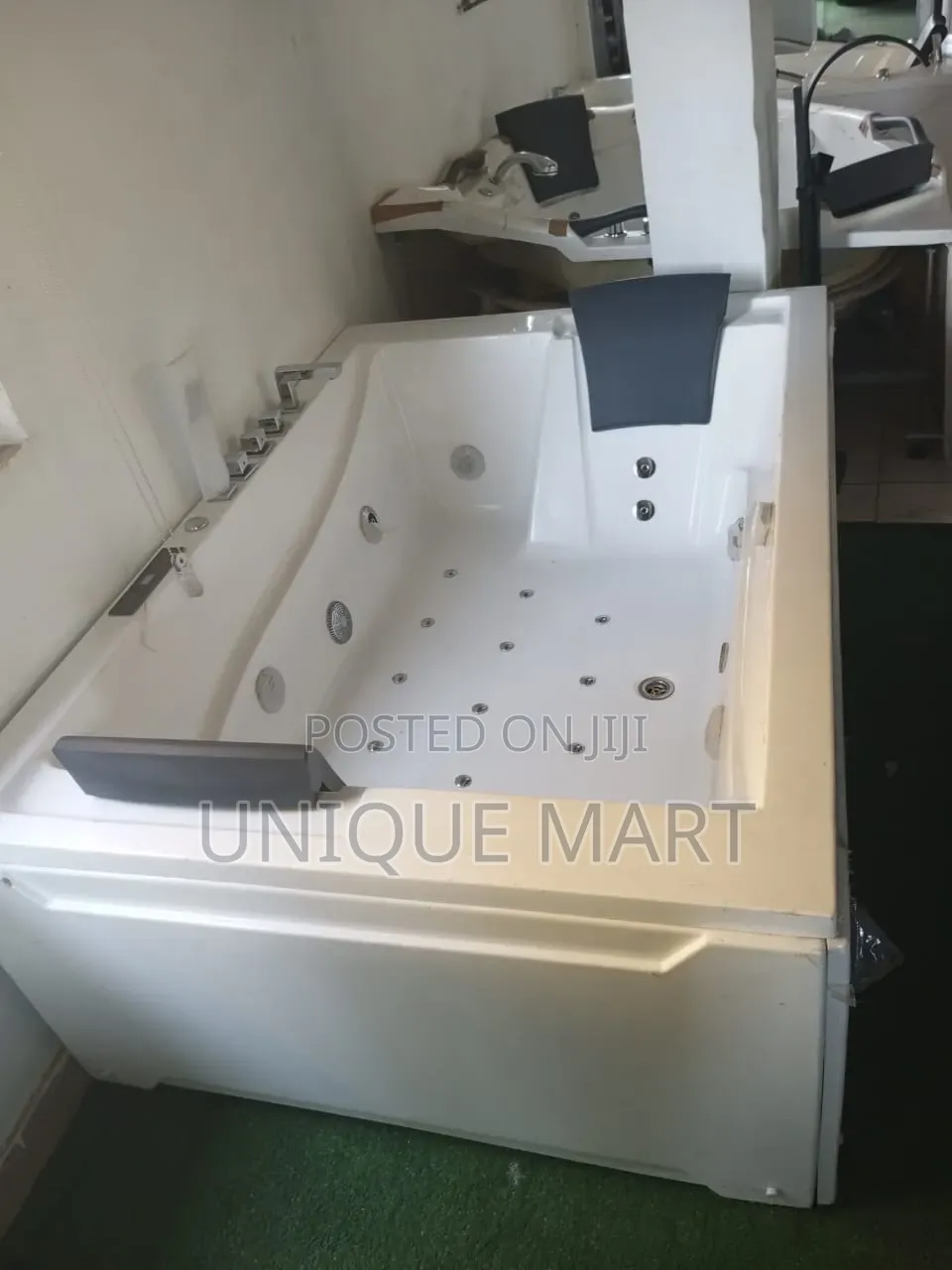 High Quality Face To Face Double Seater Rectangular Shape Jacuzzi