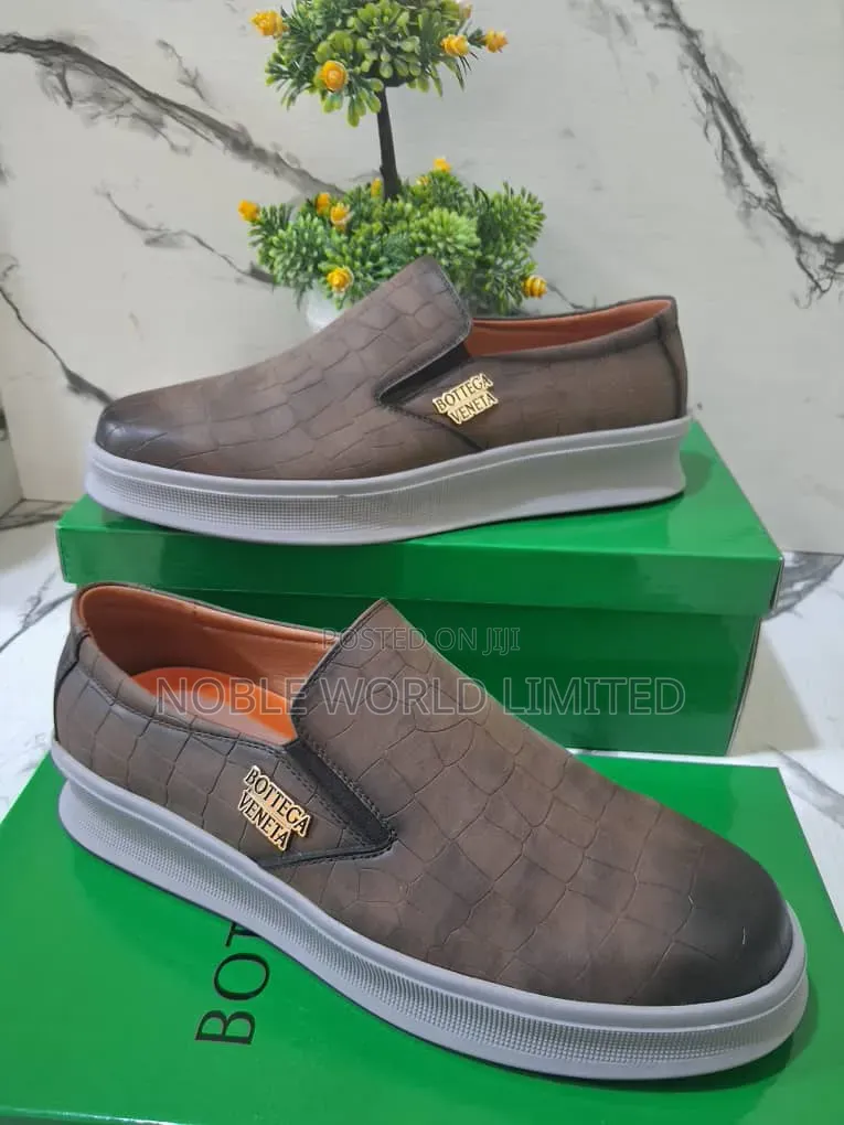 Bottega Solid Shoes Cka 6u