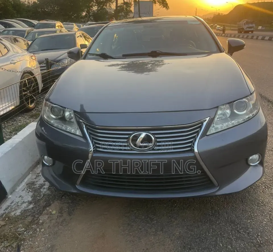 Lexus ES 2013 Gray