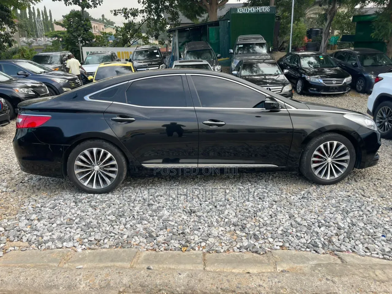 Hyundai Grandeur 2013 Black