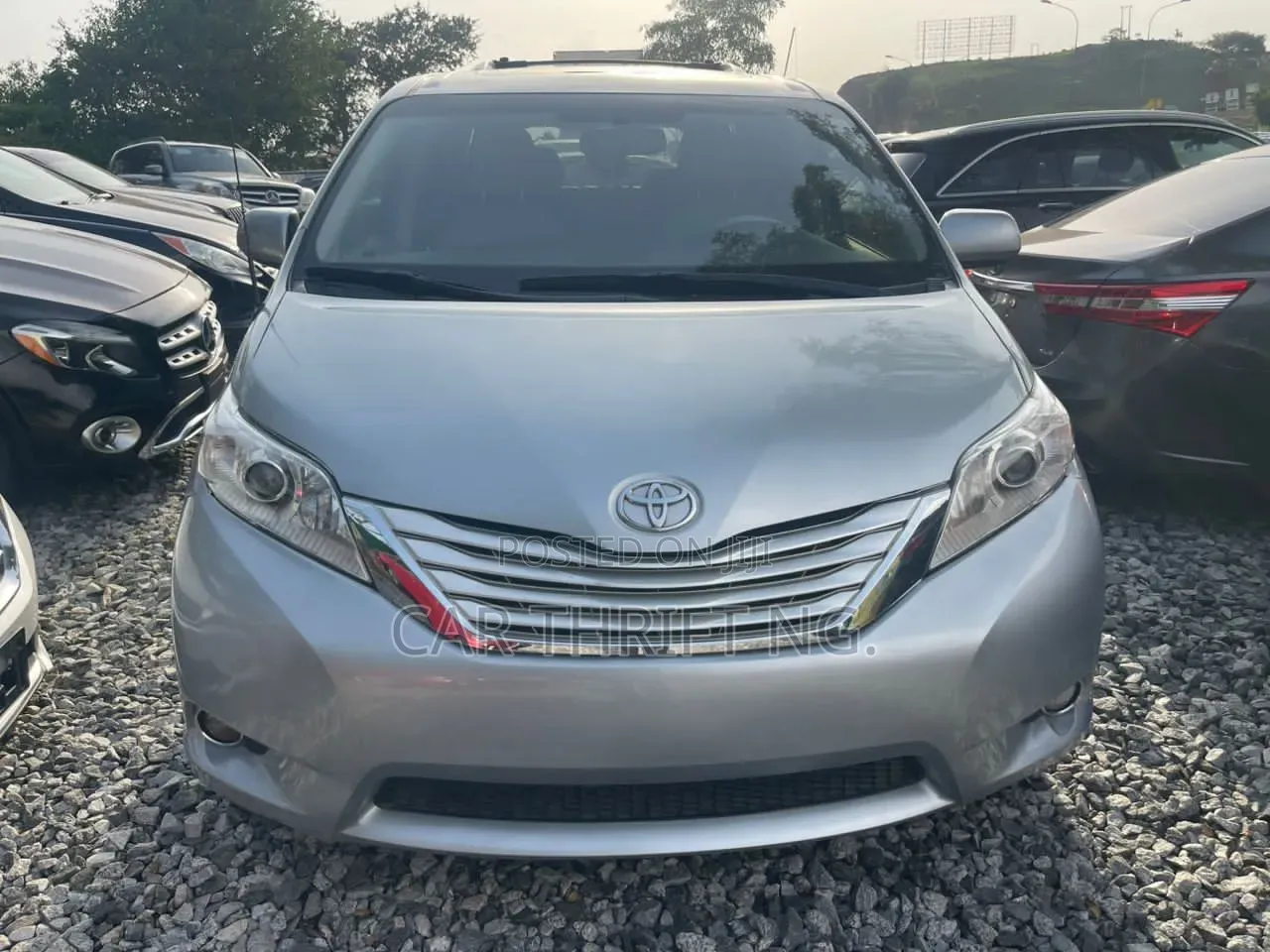 Toyota Sienna 2014 Silver