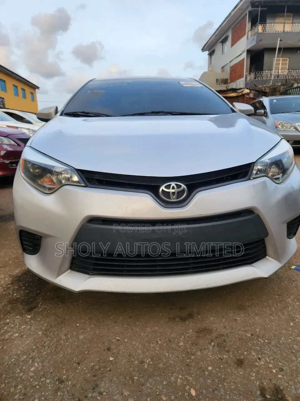 Toyota Corolla L 4dr Sedan (1.8L 4cyl 6M) 2015 Silver