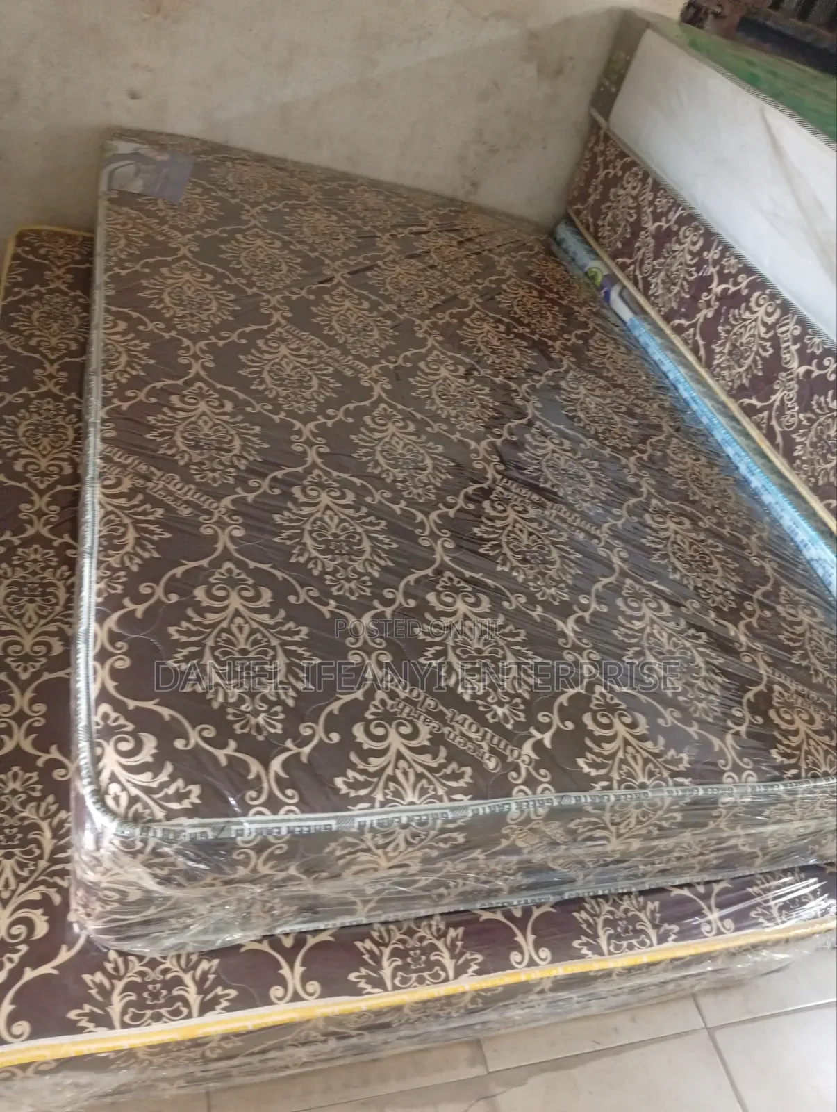 4ft by 6 by 8inches Semi Orthopaedic Mattress