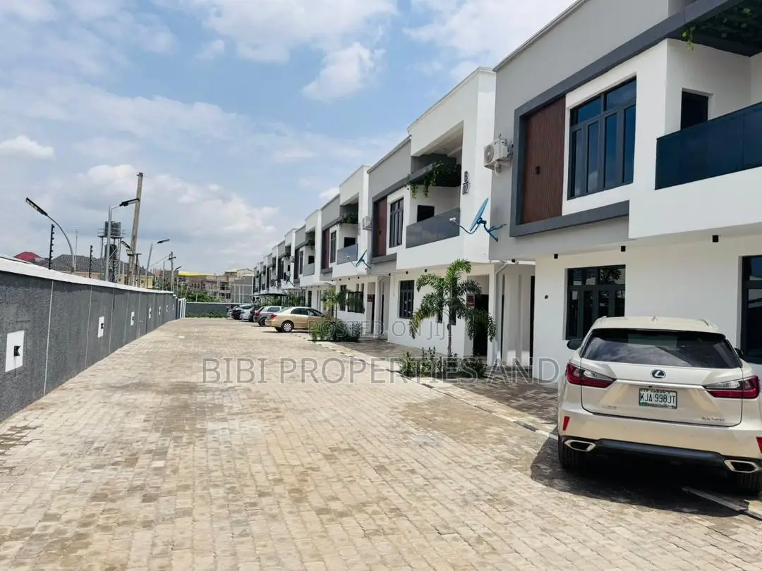 4bdrm Duplex in Mabushi for sale