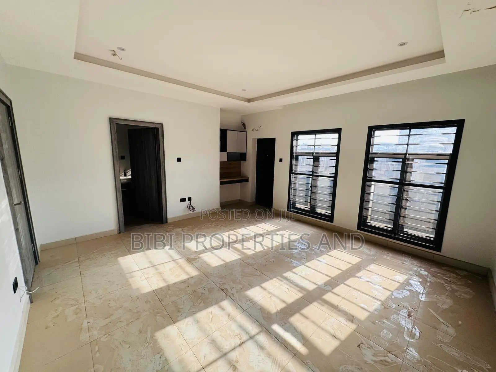 4bdrm Townhouse/Terrace in Katampe Extension for sale