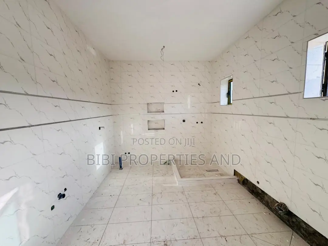 5bdrm Duplex in Katampe Extension for sale