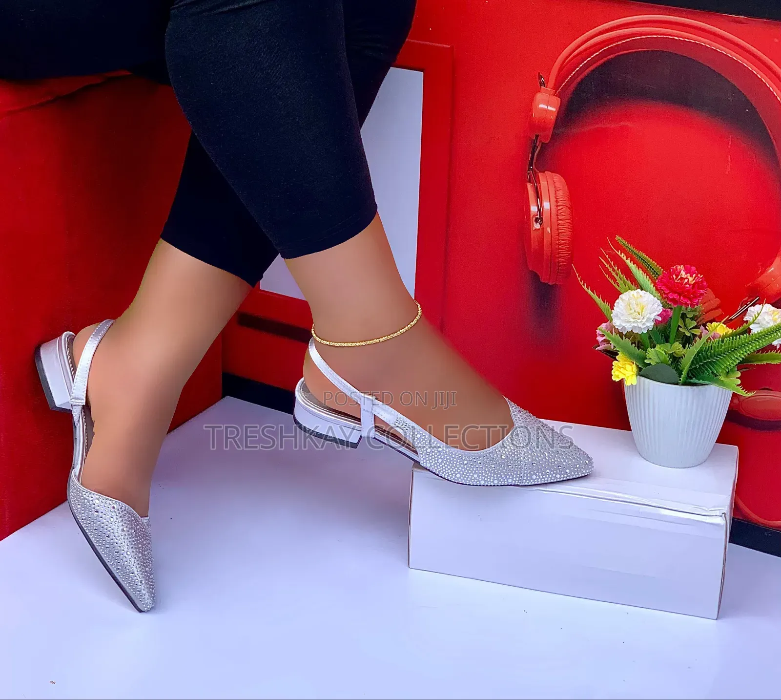 Quality Assured Ladies Half Sandals