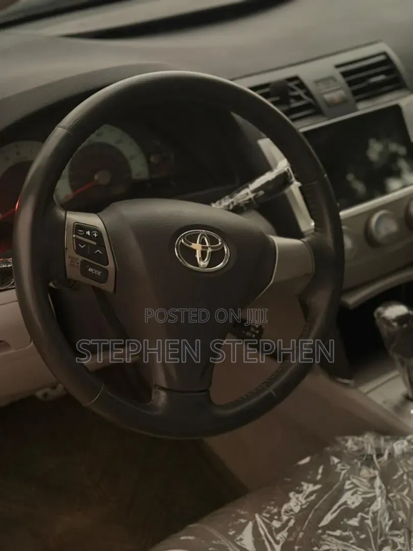 Toyota Camry SE V6 4dr Sedan (3.5L 6cyl 6AM) 2010 Red