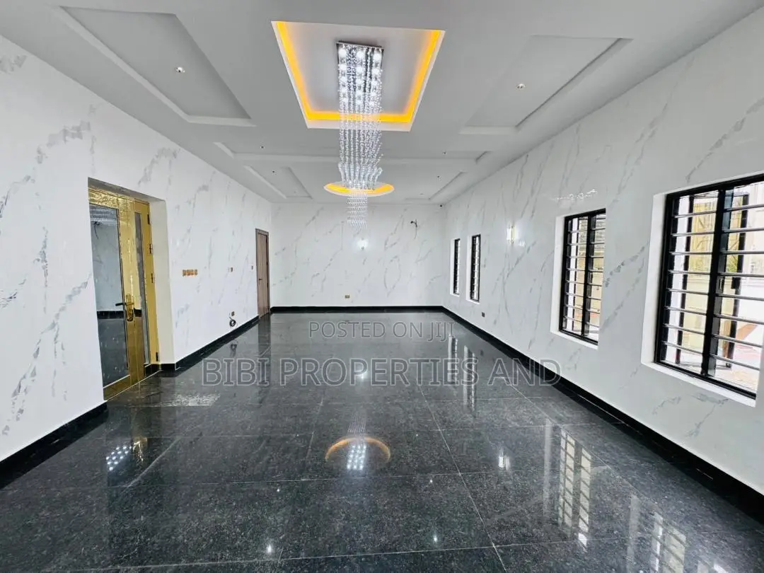 6bdrm Duplex in Gwarinpa for sale