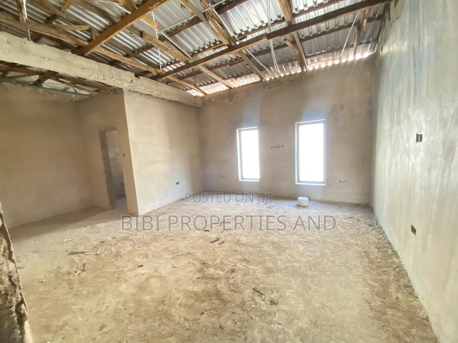 4bdrm Townhouse/Terrace in Life Camp for sale