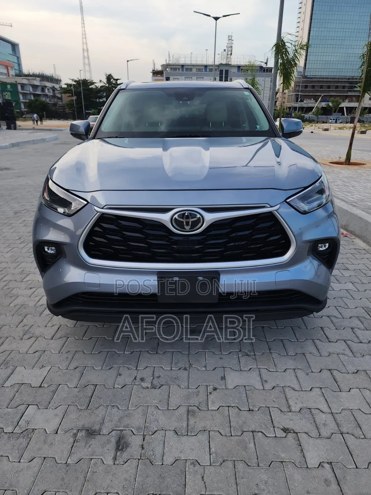 Toyota Highlander XLE 2021 Blue