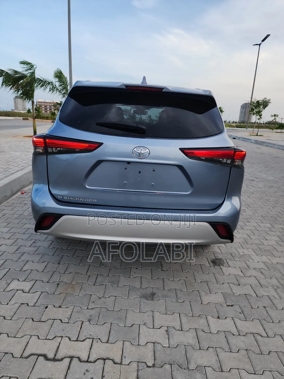Toyota Highlander XLE 2021 Blue