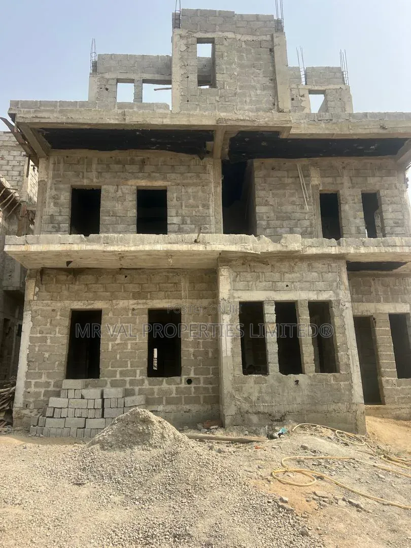 5bdrm Duplex in Katampe Extension for sale