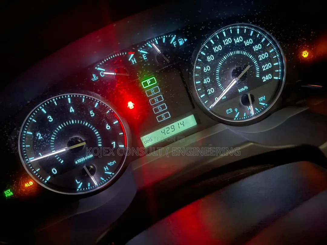 Toyota Land Cruiser 4.6 V8 VX-R 2012 Black