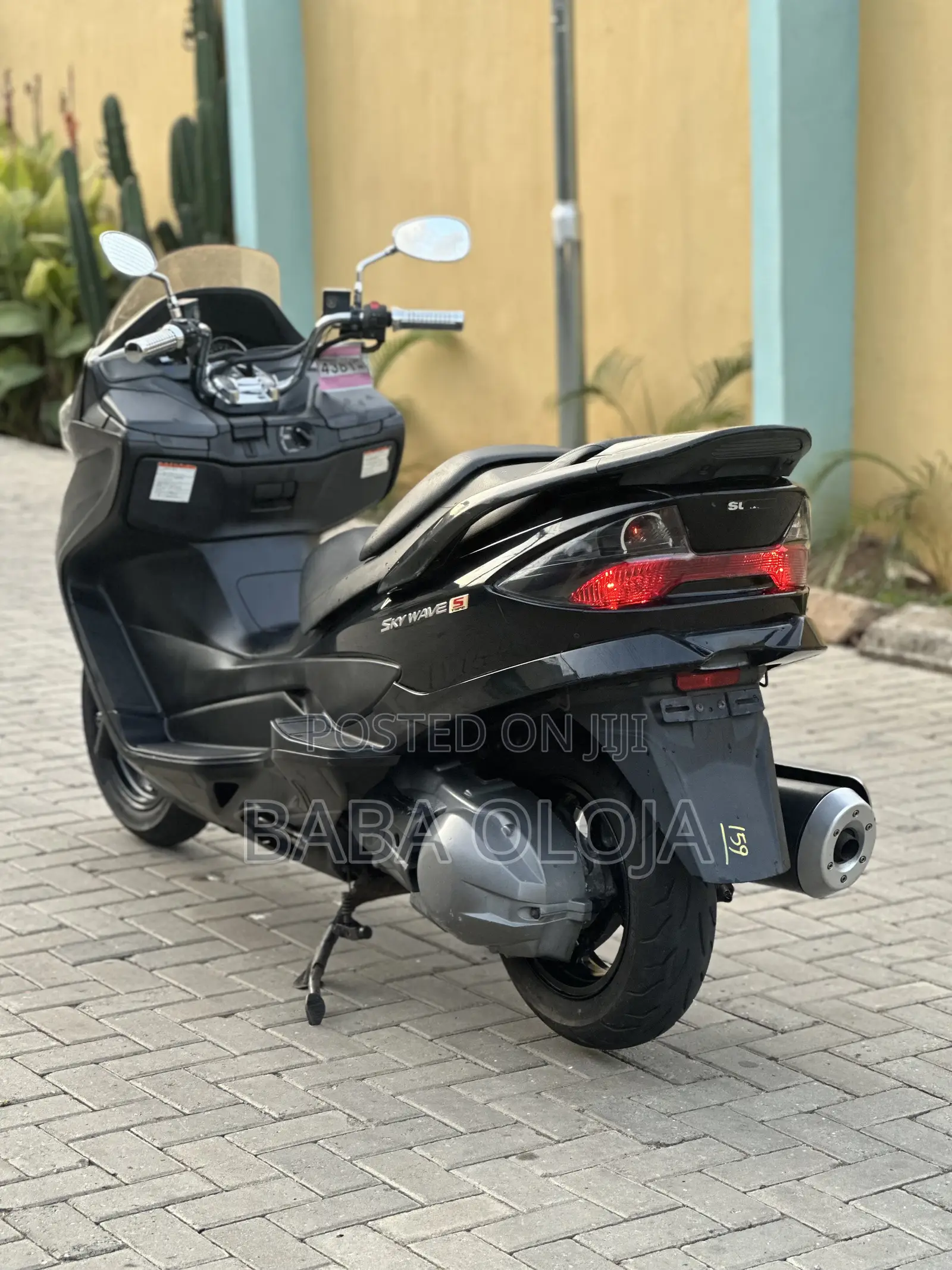 Suzuki Burgman 2012 Black