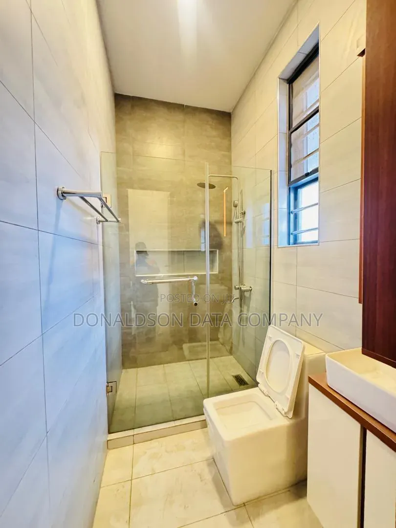 4bdrm Duplex in Punch Estate, Mangoro for sale