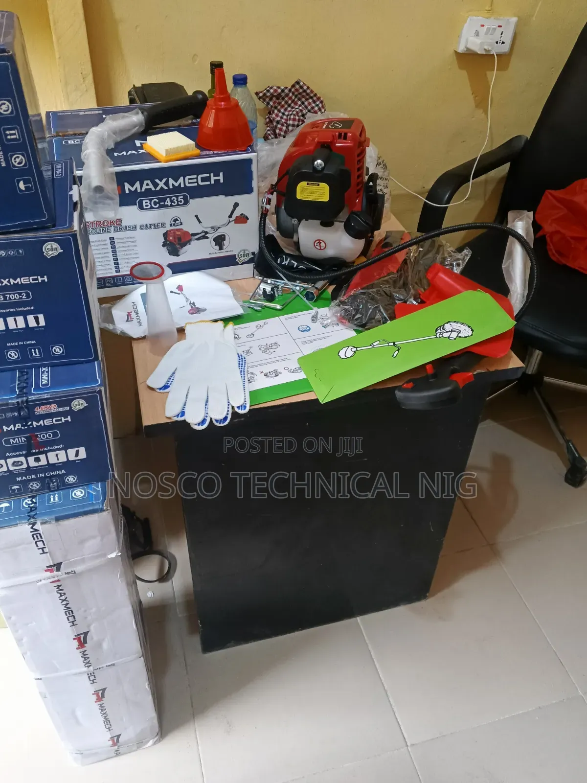 Brush Cutter Machine 4 Stroke