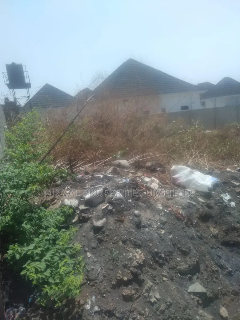 Prime Plot for Sale 3-Bedroom Fully Detached Bungalow