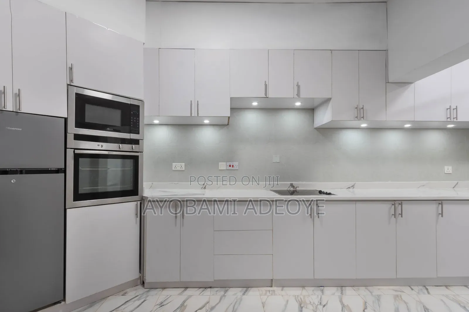 Furnished 3bdrm Apartment in Lekki Phase 1, Parkview Estate for rent